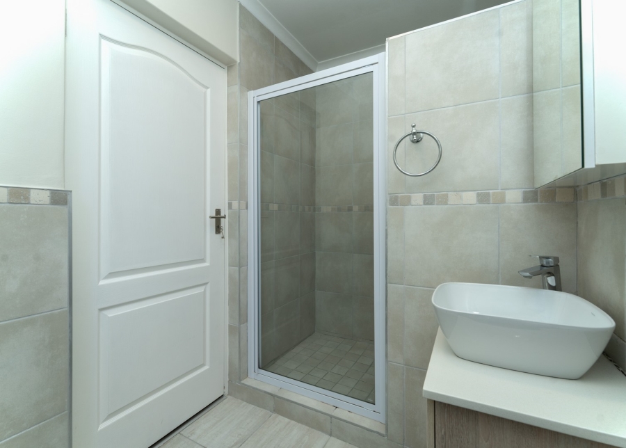 1 Bedroom Property for Sale in Fish Hoek Western Cape